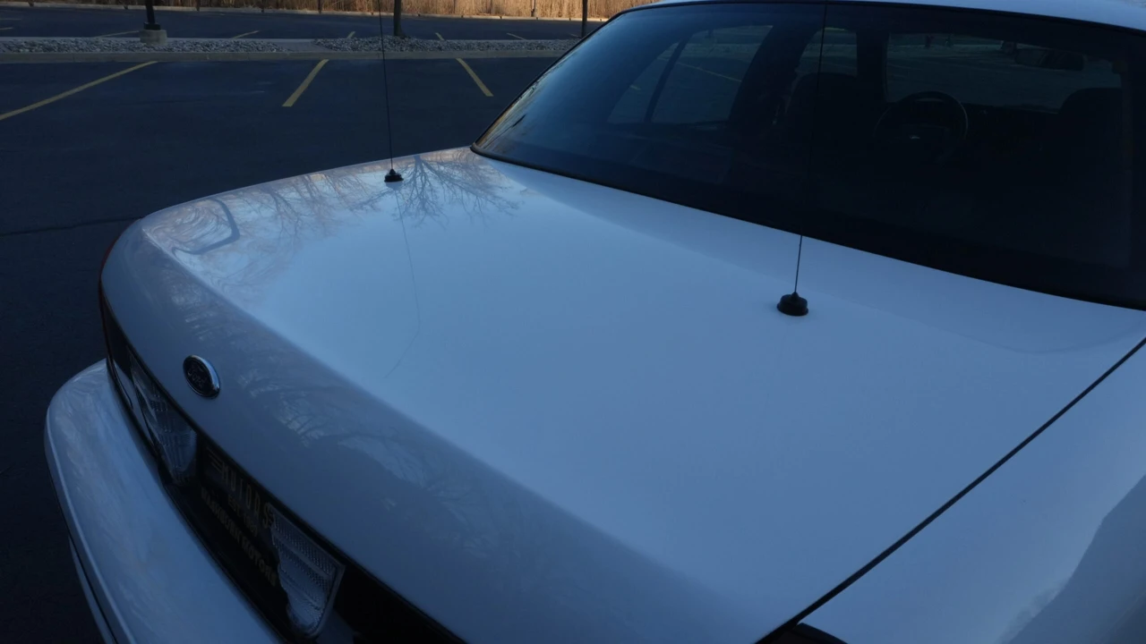 2006 Ford Crown Victoria - Image 23 of 31