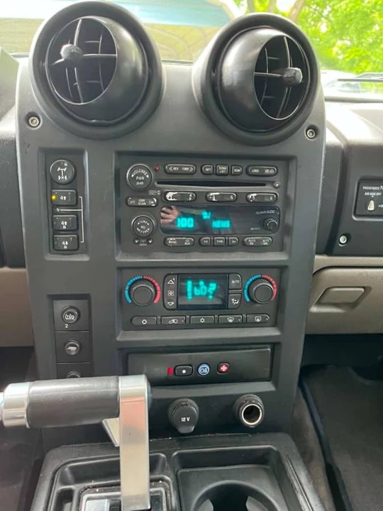2005 Hummer Hummer H2 - Image 6 of 11