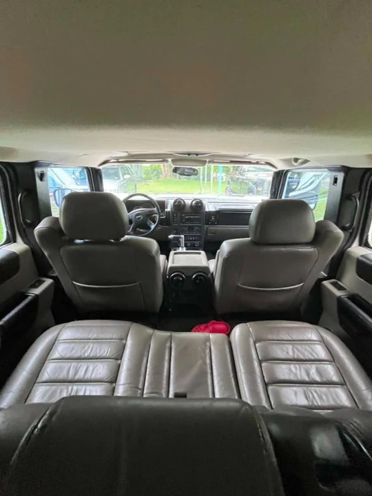 2005 Hummer Hummer H2 - Image 10 of 11