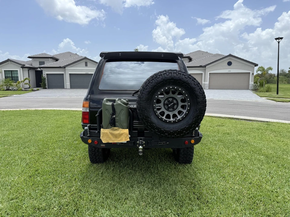 1997 Lexus LX 1st Gen - Image 8 of 31