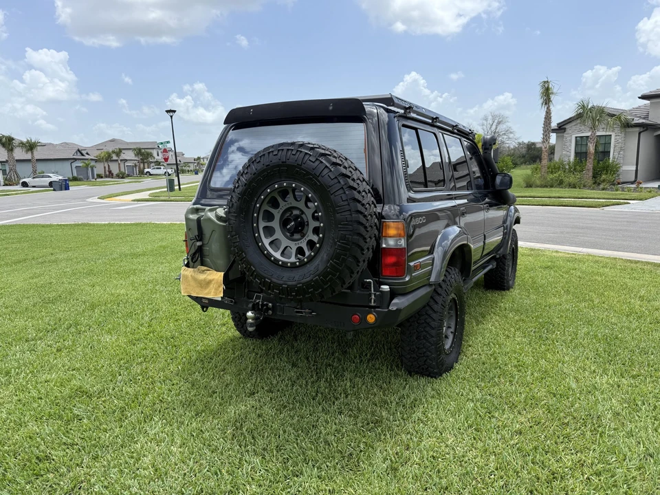1997 Lexus LX 1st Gen - Image 9 of 31
