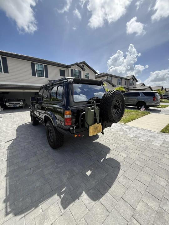 1997 Lexus LX 1st Gen - Image 22 of 31
