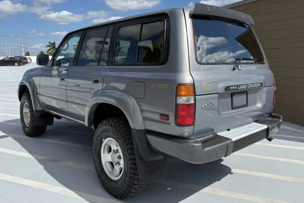 1997 Toyota J80 Land Cruiser - Image 2 of 7