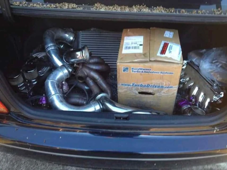 Parts & Memorabilia Engines - Image 4 of 7