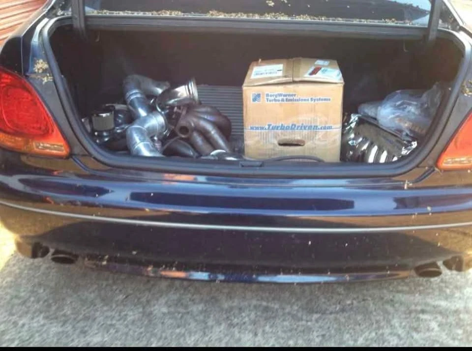 Parts & Memorabilia Engines - Image 3 of 7