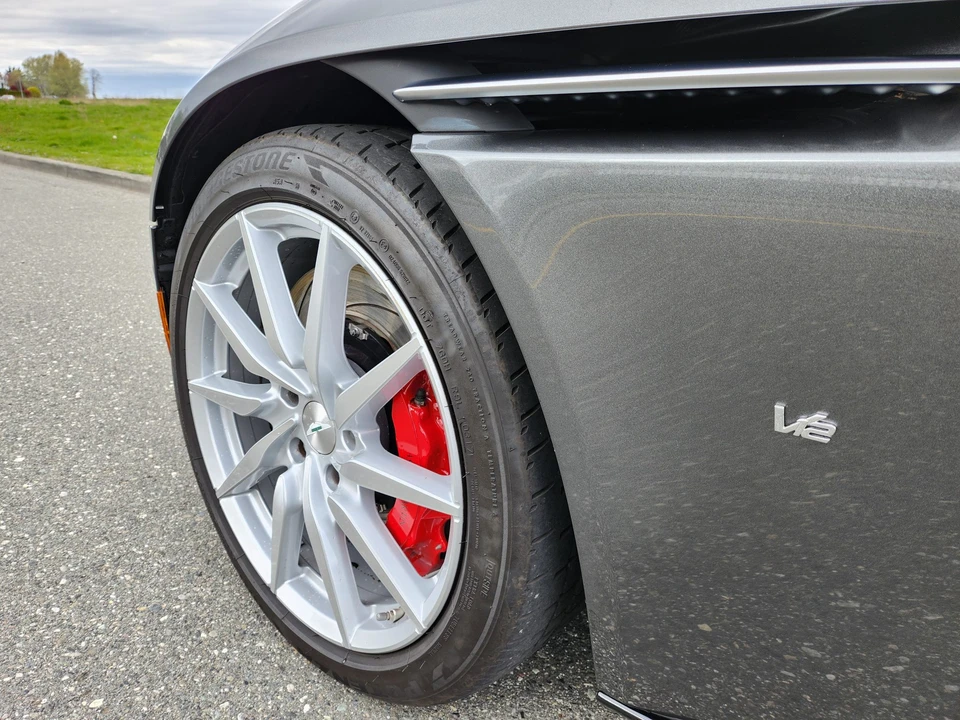 2017 Aston Martin DB11 - Image 17 of 31