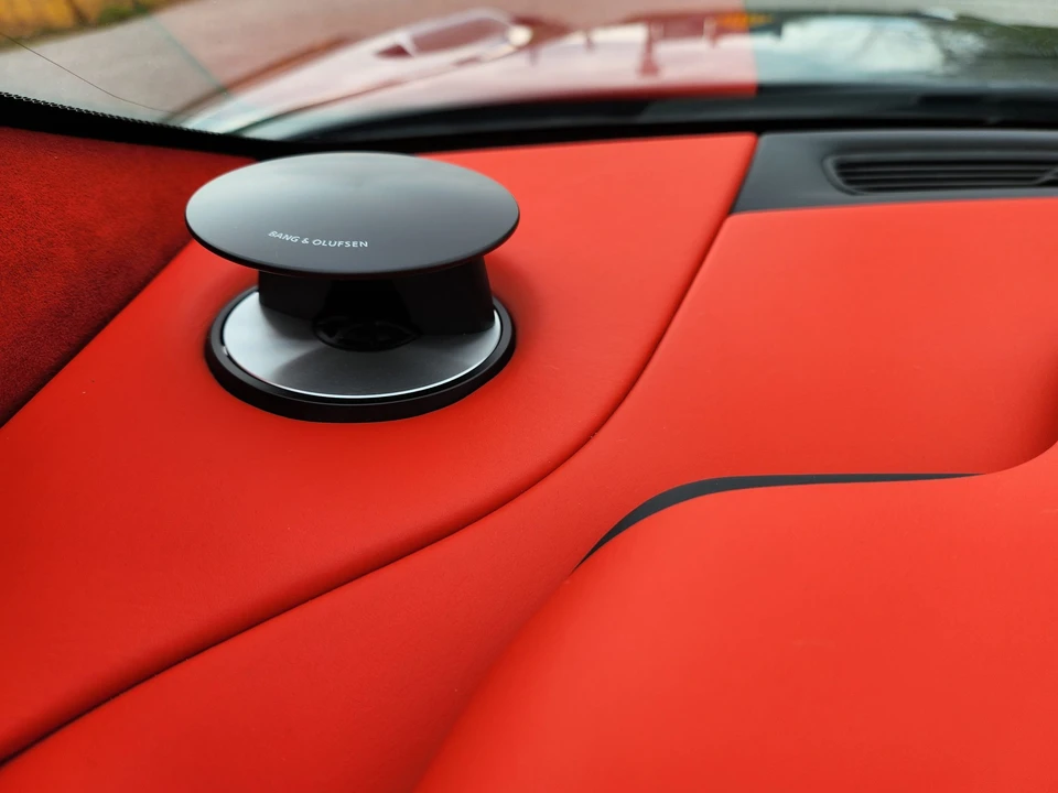 2017 Aston Martin DB11 - Image 29 of 31