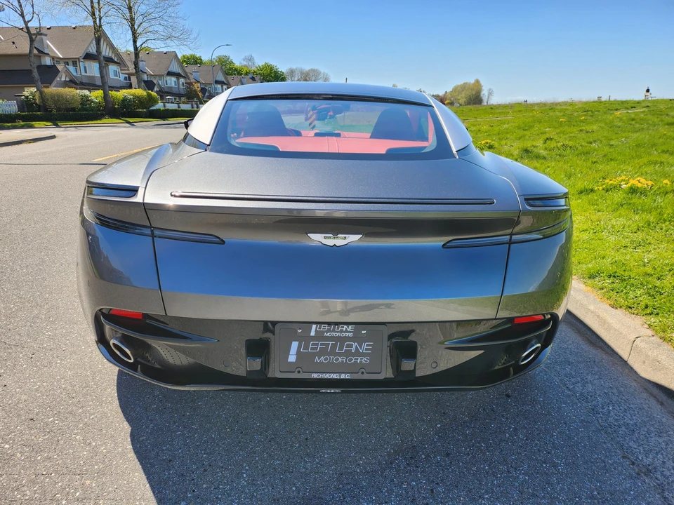 2017 Aston Martin DB11 - Image 7 of 31