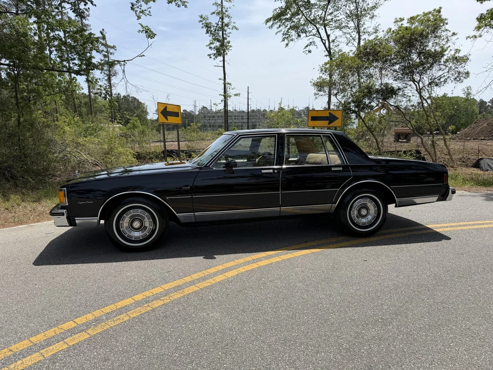 1981 Chevrolet Caprice - Image 18 of 31
