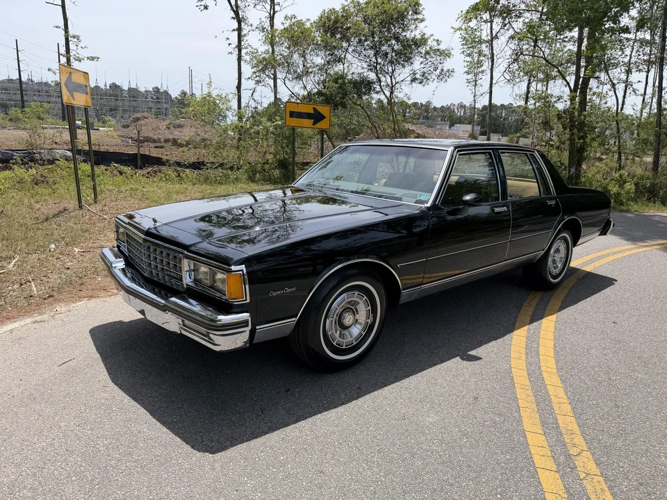 1981 Chevrolet Caprice - Image 17 of 31