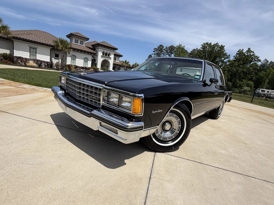 1981 Chevrolet Caprice - Image 2 of 31