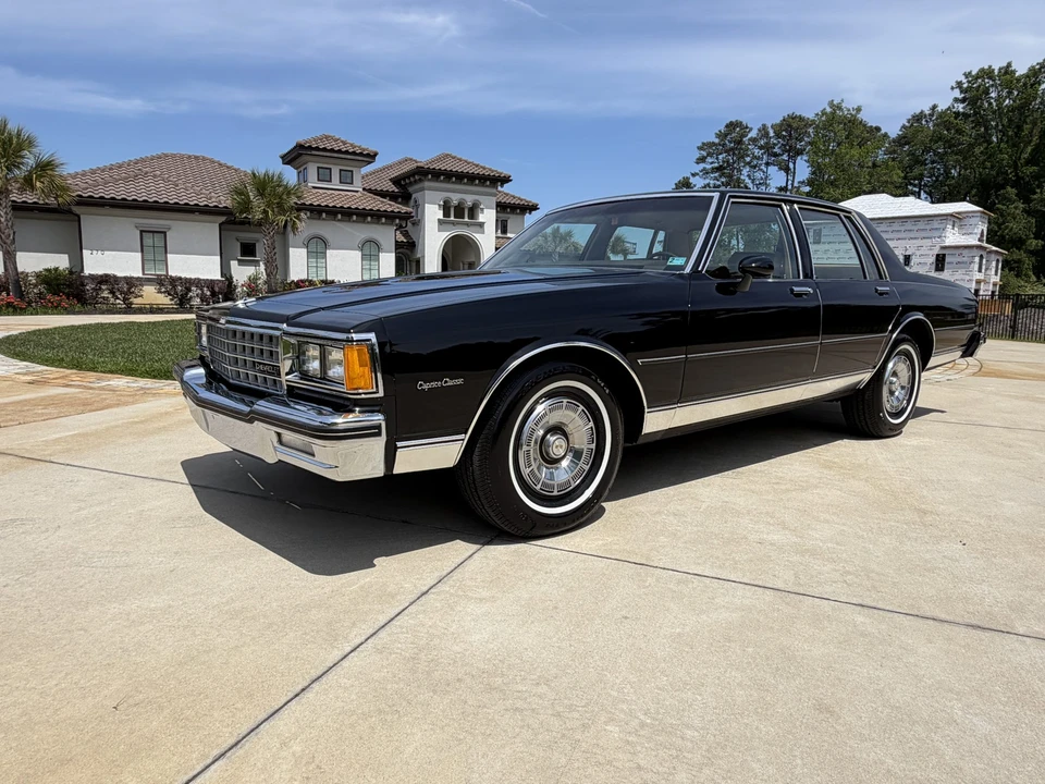 1981 Chevrolet Caprice - Image 6 of 31