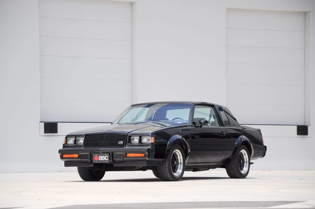 1987 Buick Grand National GNX - Image 2 of 31