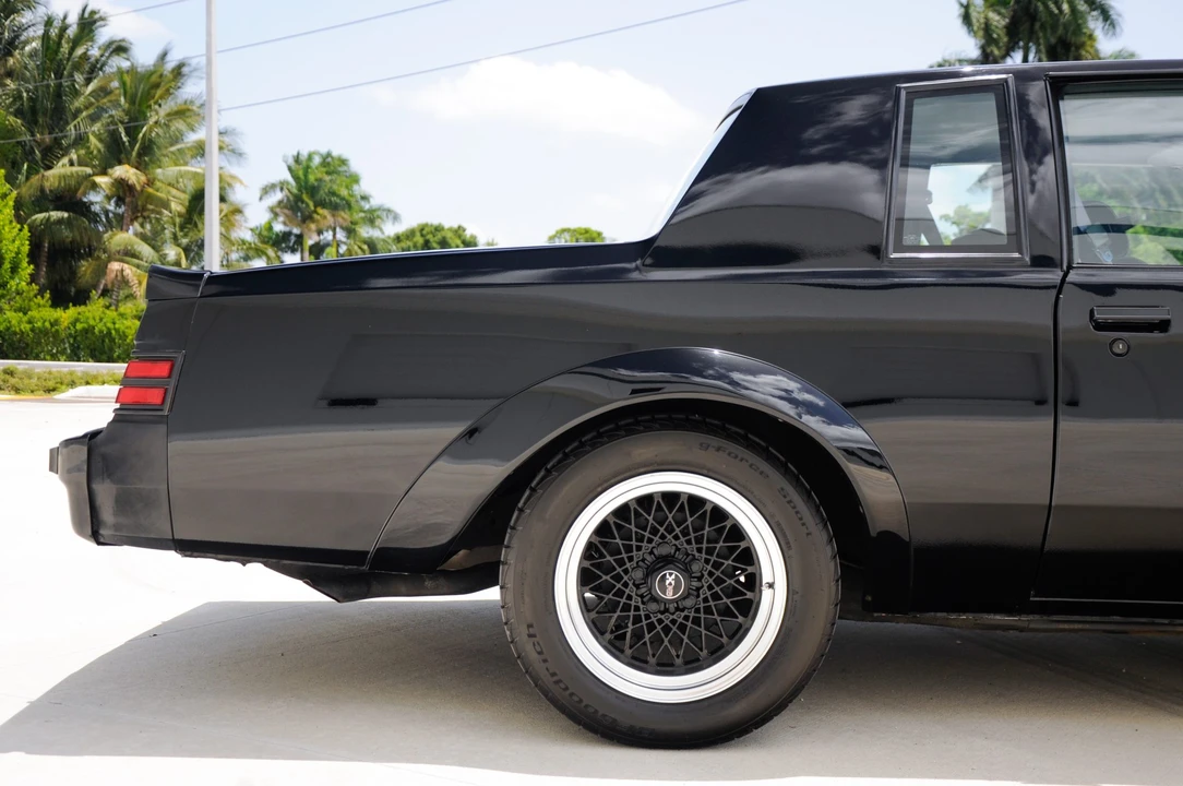 1987 Buick Grand National GNX - Image 16 of 31
