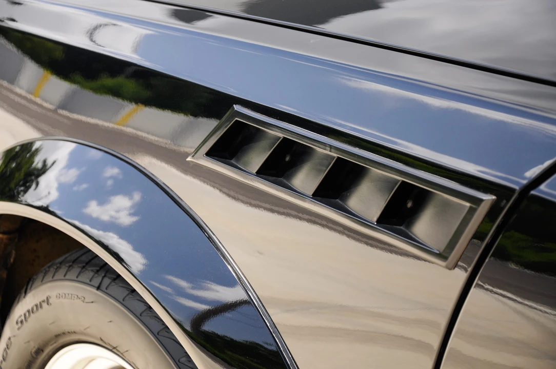1987 Buick Grand National GNX - Image 22 of 31