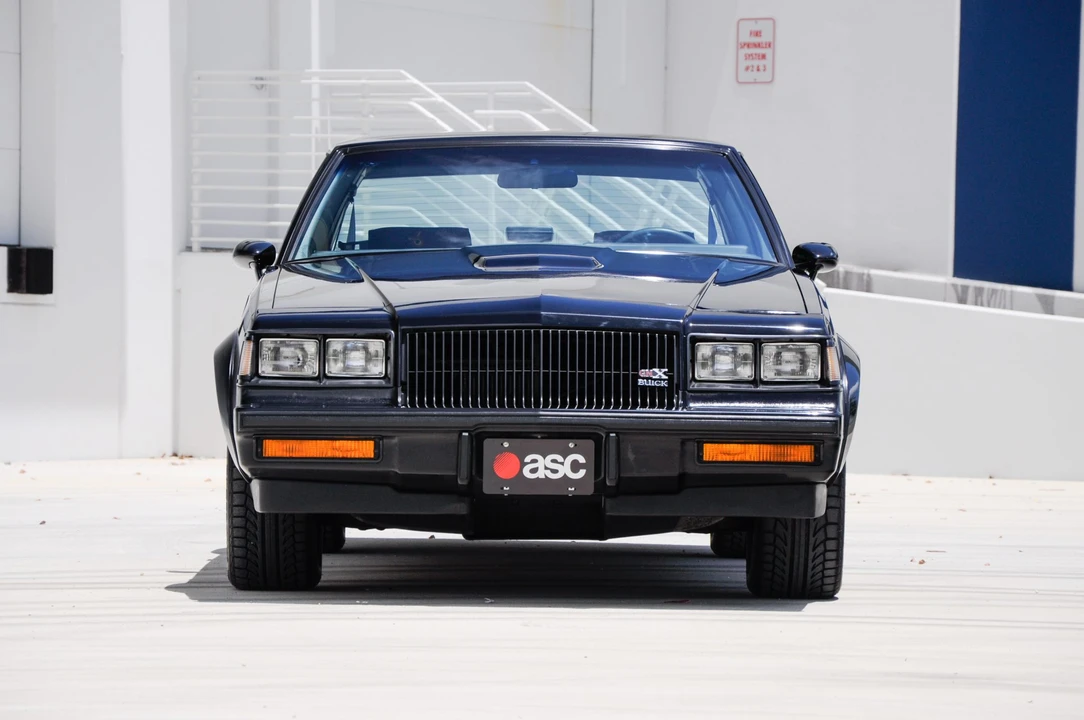 1987 Buick Grand National GNX - Image 10 of 31