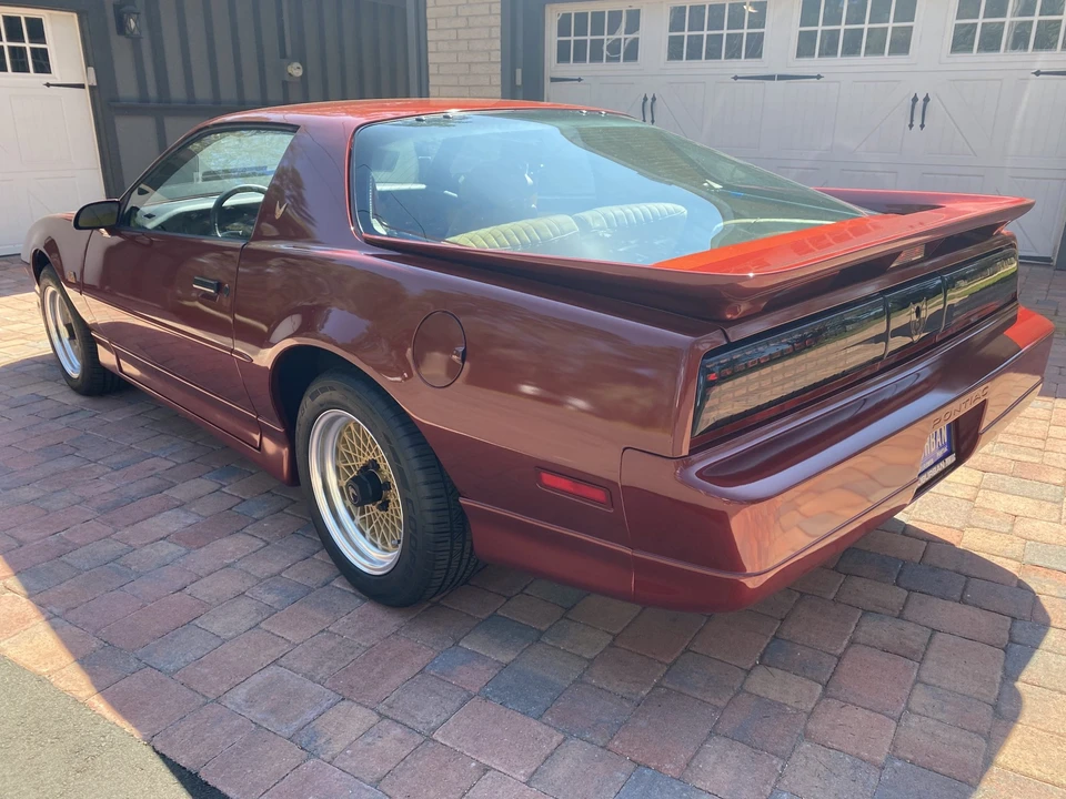 1987 Pontiac Firebird Trans Am 3rd Gen - Image 22 of 31