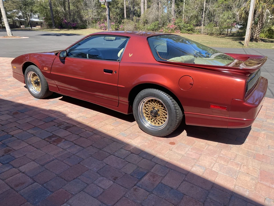 1987 Pontiac Firebird Trans Am 3rd Gen - Image 21 of 31