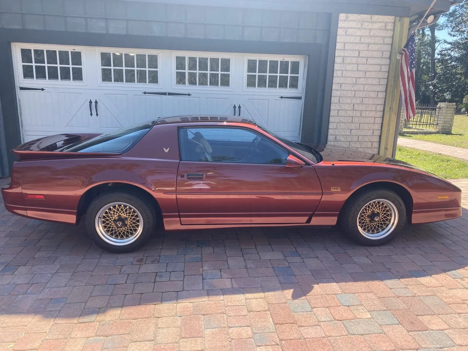 1987 Pontiac Firebird Trans Am 3rd Gen - Image 30 of 31
