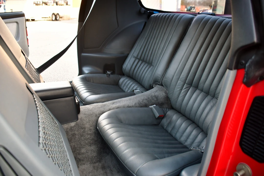 1988 Pontiac Firebird Trans Am 3rd Gen - Image 27 of 31