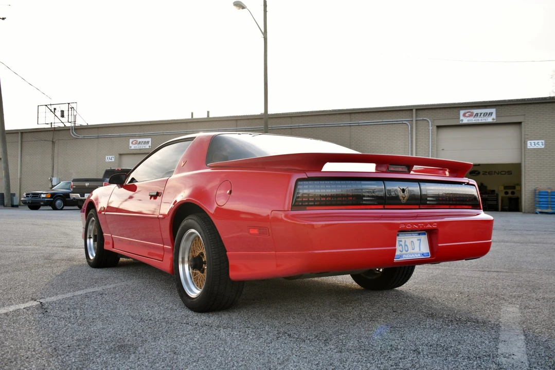 1988 Pontiac Firebird Trans Am 3rd Gen - Image 9 of 31
