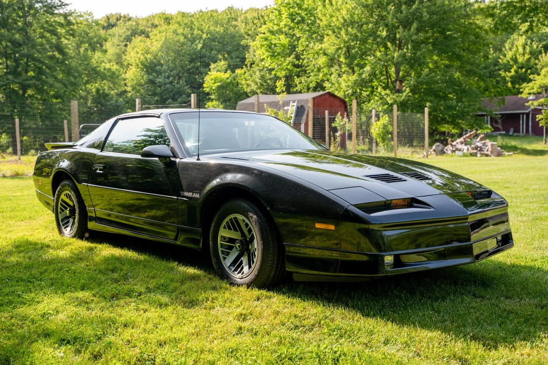 1989 Pontiac Firebird Trans Am 3rd Gen - Image 12 of 31