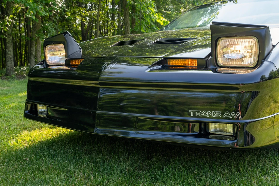 1989 Pontiac Firebird Trans Am 3rd Gen - Image 24 of 31