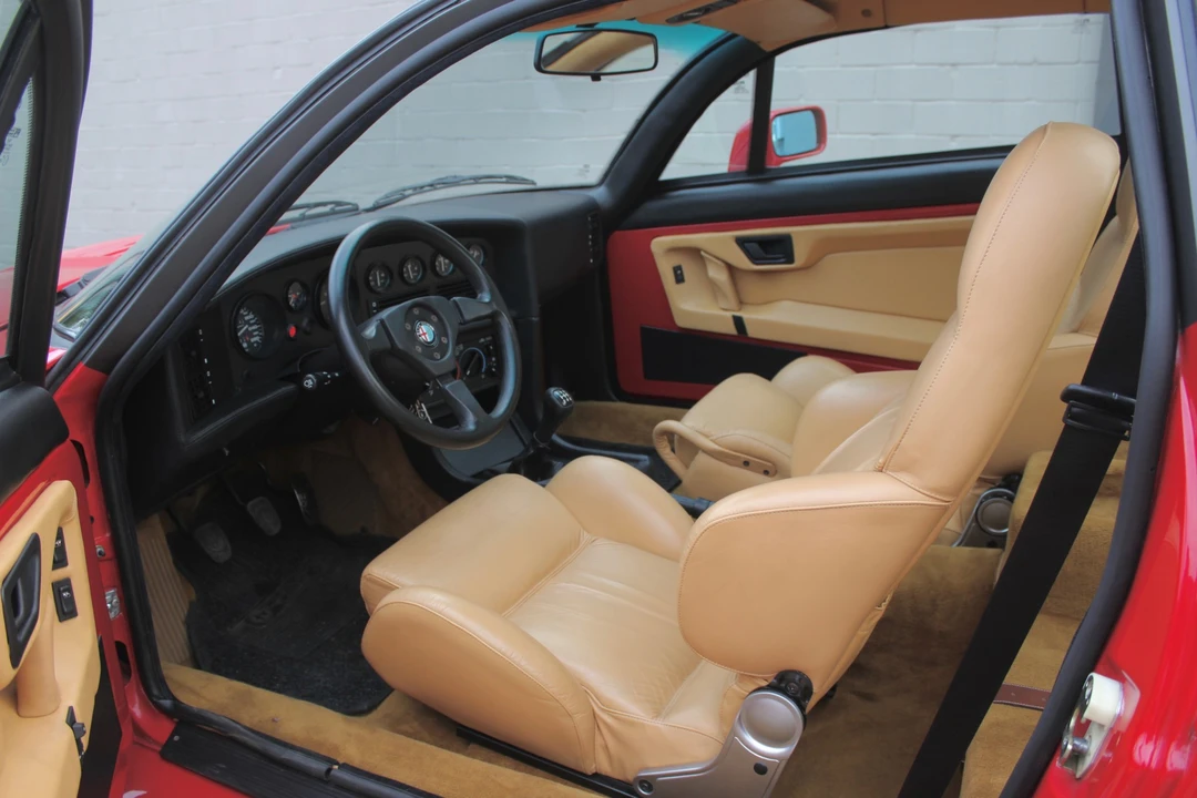 1990 Alfa Romeo SZ - Image 19 of 31
