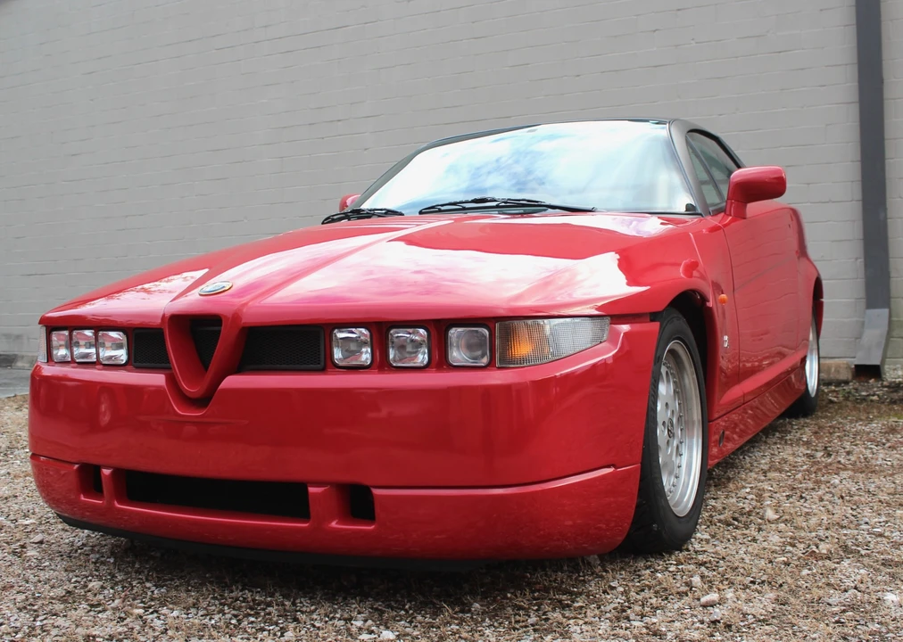 1990 Alfa Romeo SZ - Image 2 of 31