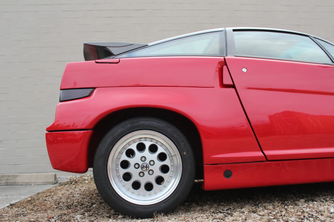 1990 Alfa Romeo SZ - Image 10 of 31