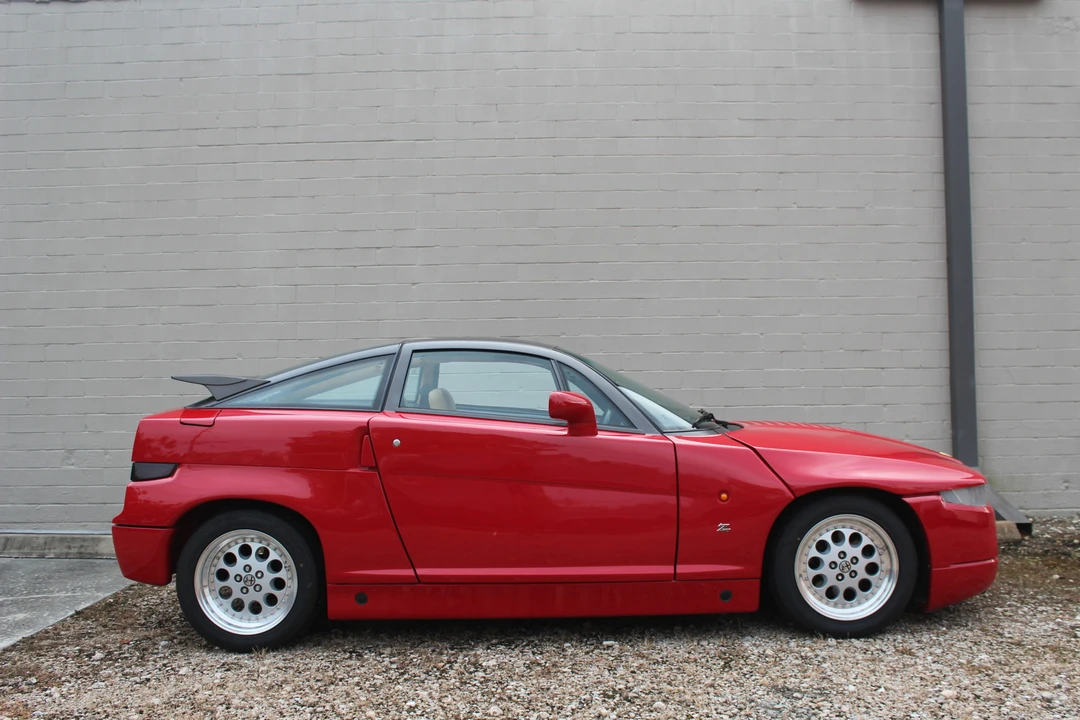 1990 Alfa Romeo SZ - Image 6 of 31