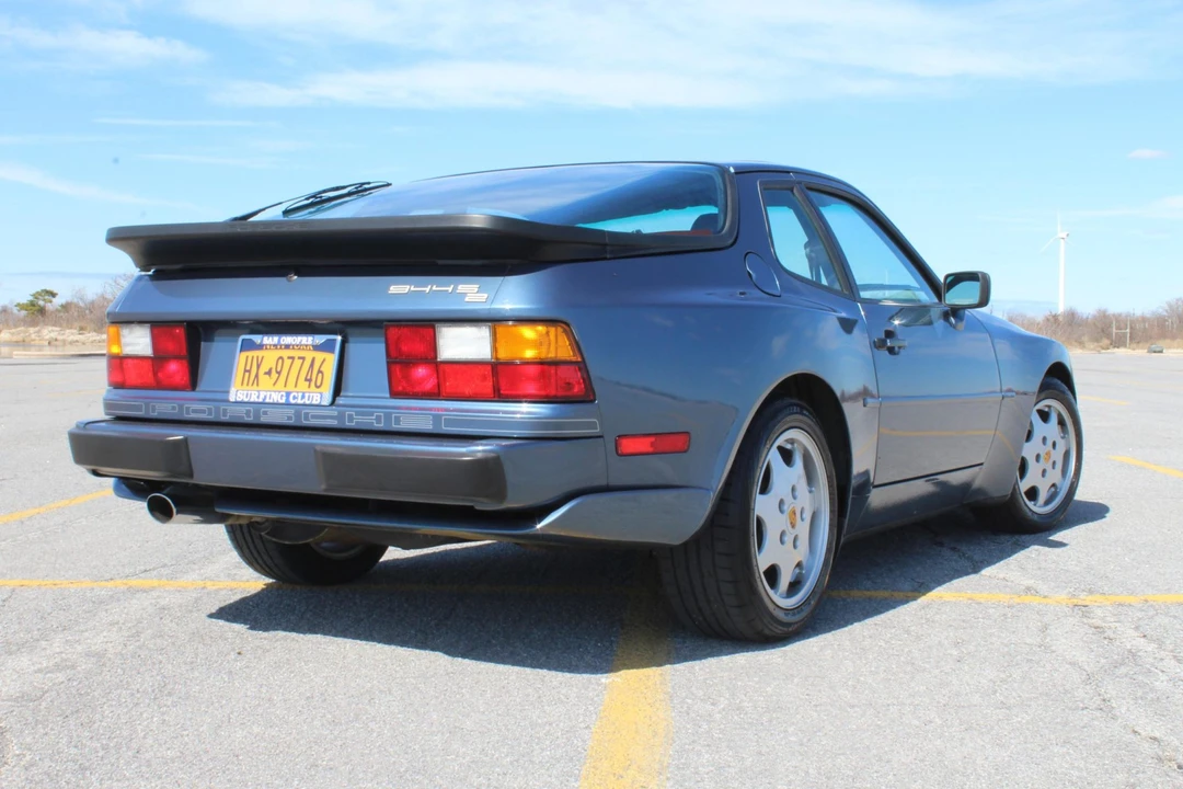1990 Porsche 944 S2 - Image 2 of 31
