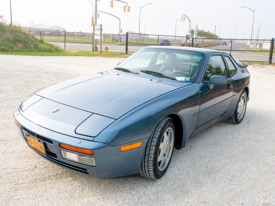 1990 Porsche 944 S2 - Image 15 of 31