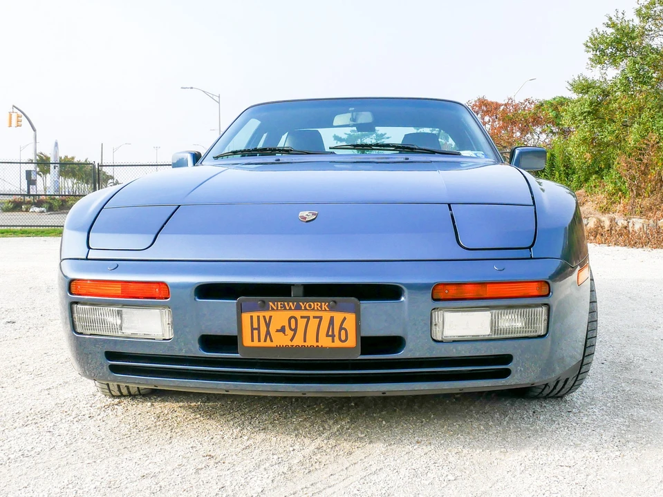 1990 Porsche 944 S2 - Image 7 of 31