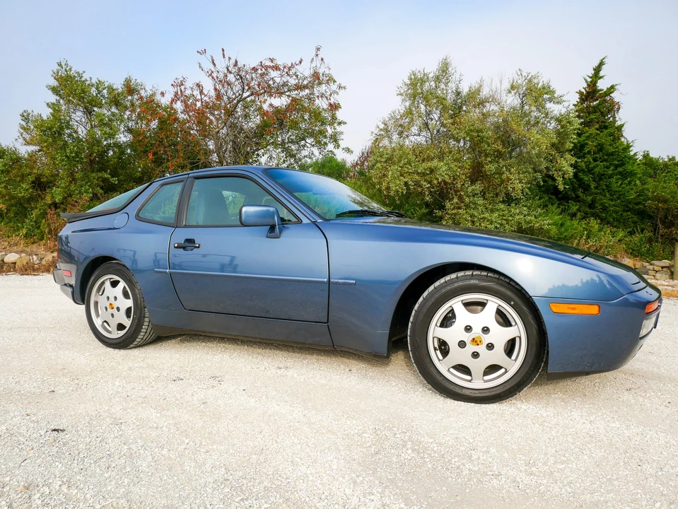 1990 Porsche 944 S2 - Image 2 of 31