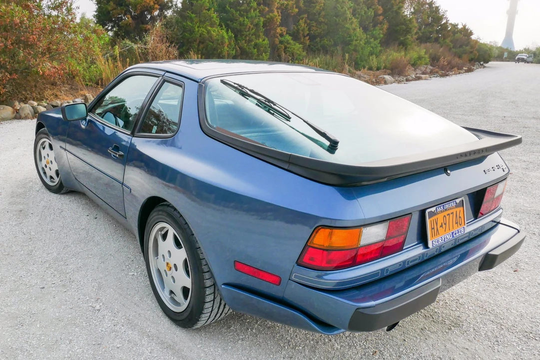1990 Porsche 944 S2 - Image 17 of 31