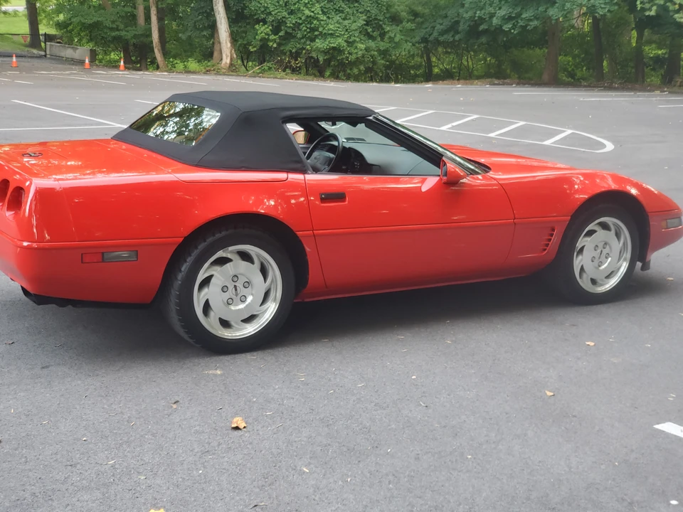 1995 Chevrolet Corvette C4 - Image 9 of 31