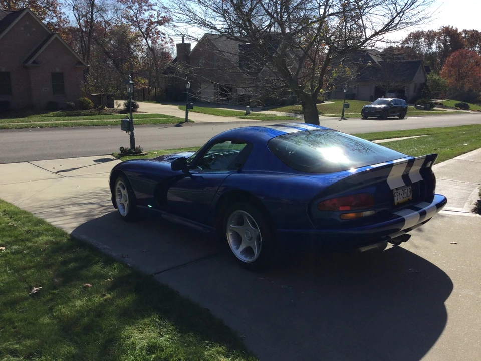 1997 Dodge Viper GTS 2nd Gen - Image 4 of 31