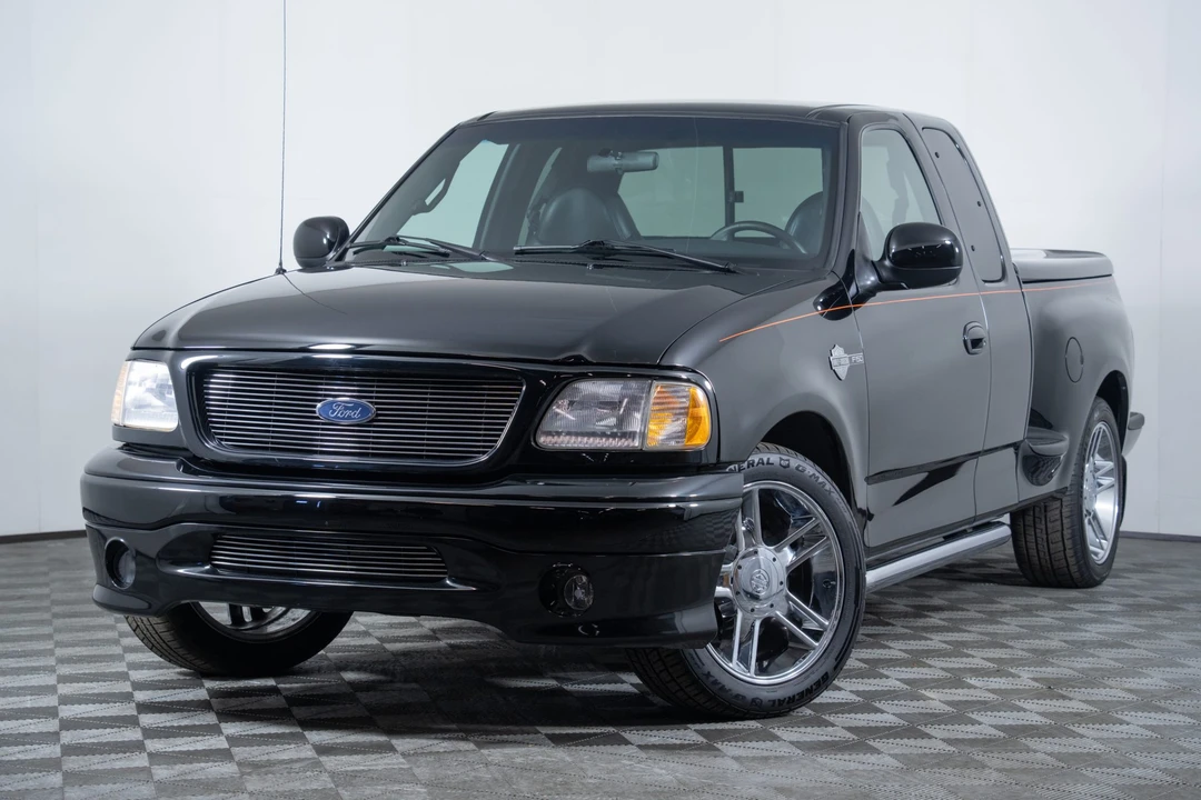 2000 Ford F-150 10th Gen - Image 2 of 31