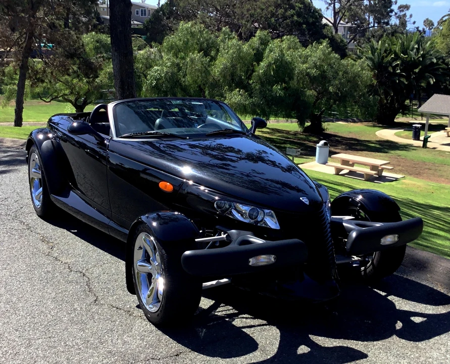 2000 Plymouth Prowler - Image 2 of 31