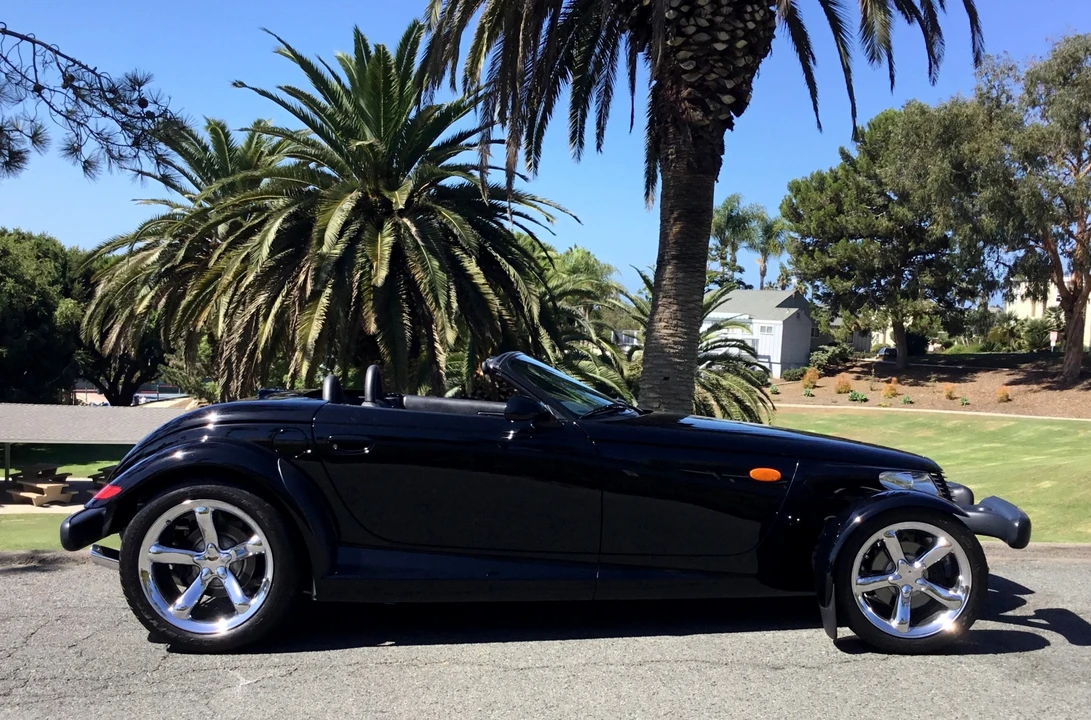 2000 Plymouth Prowler - Image 5 of 31