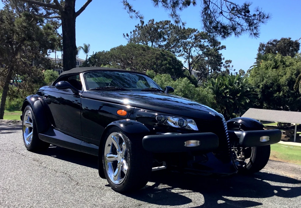 2000 Plymouth Prowler - Image 11 of 31