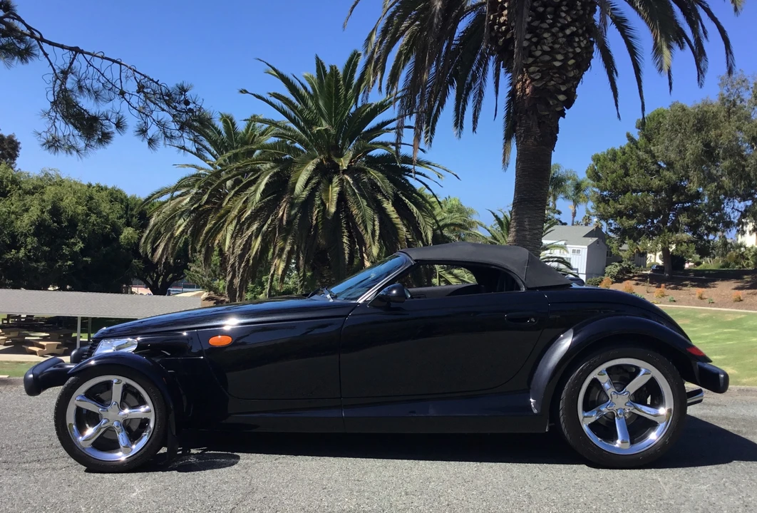 2000 Plymouth Prowler - Image 24 of 31