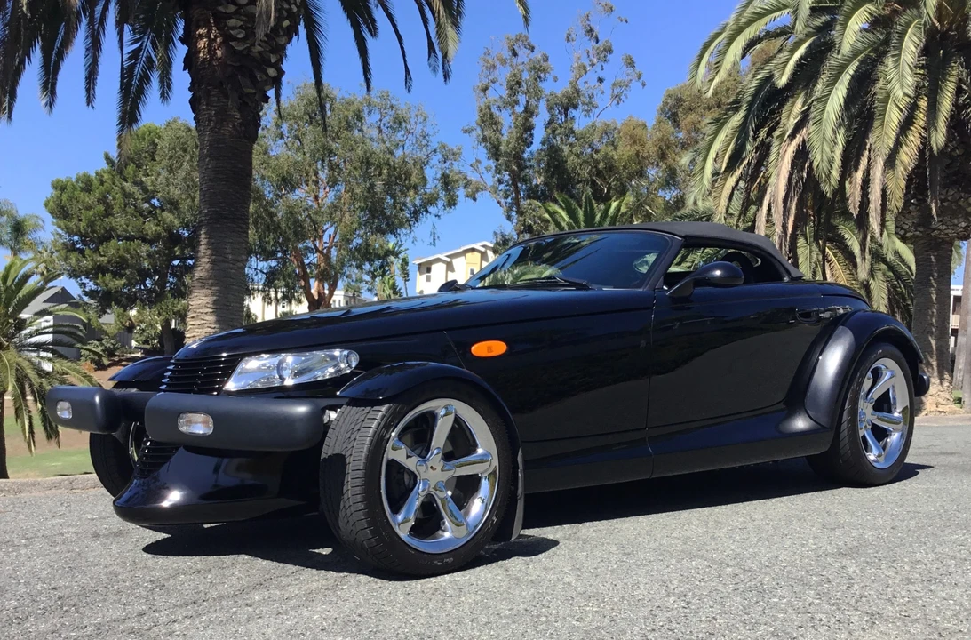 2000 Plymouth Prowler - Image 25 of 31
