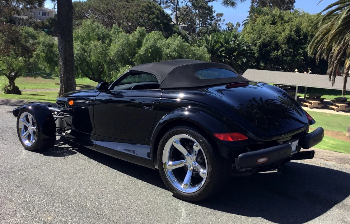 2000 Plymouth Prowler - Image 23 of 31
