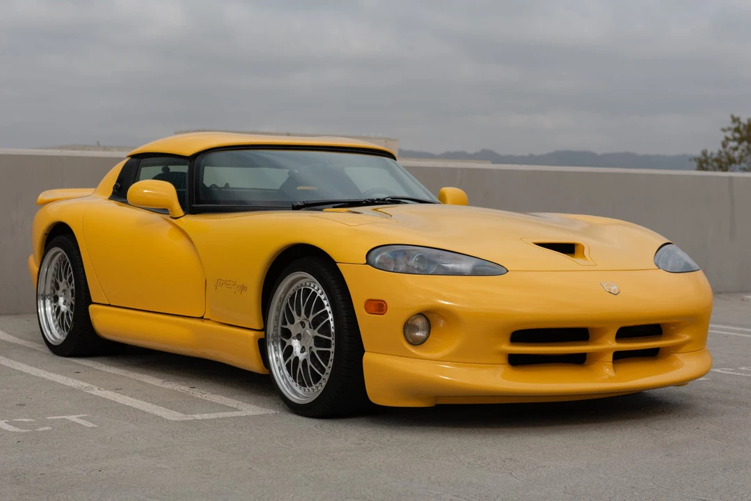 2002 Dodge Viper 2nd Gen - Image 15 of 31