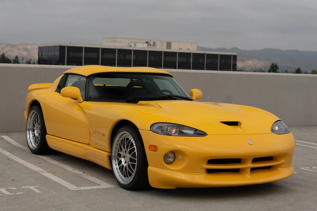 2002 Dodge Viper 2nd Gen - Image 19 of 31