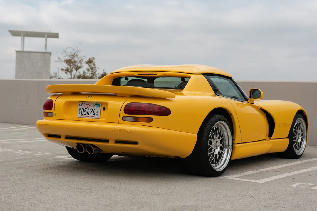 2002 Dodge Viper 2nd Gen - Image 24 of 31