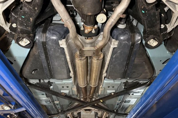 2002 Ford Thunderbird 11th Gen - Image 7 of 8