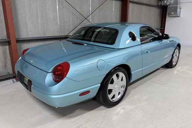 2002 Ford Thunderbird 11th Gen - Image 2 of 8